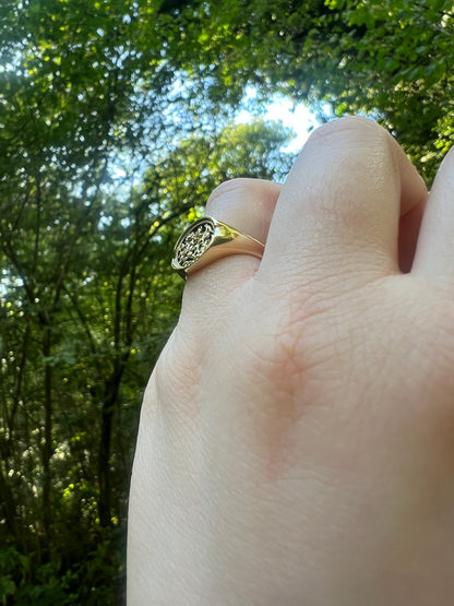 One-Of-A-Kind 18ct Yellow Gold 'Utopia' Inspired Signet Ring