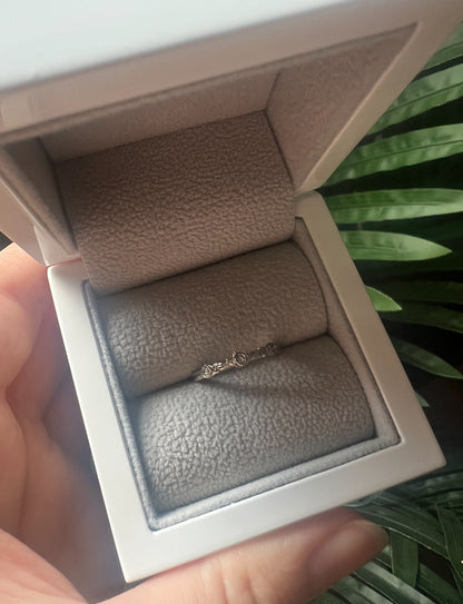 ‘A Rose For You’ Wedding Band