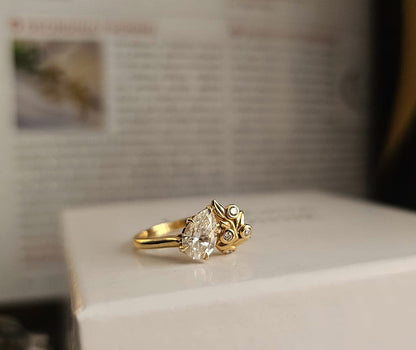 'Berry' 0.90ct Laboratory-Grown Diamond Engagement Ring in Yellow Gold or Platinum